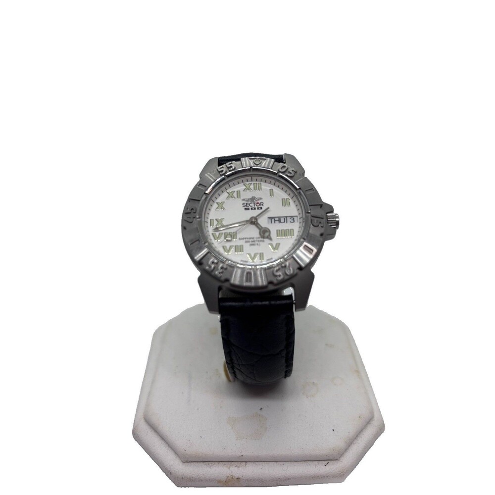 SECTOR 500 No Limits Mens Watch Day Date Swiss Quartz